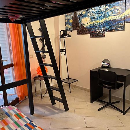 리보르노 La Casina Di Eri 아파트 외부 사진